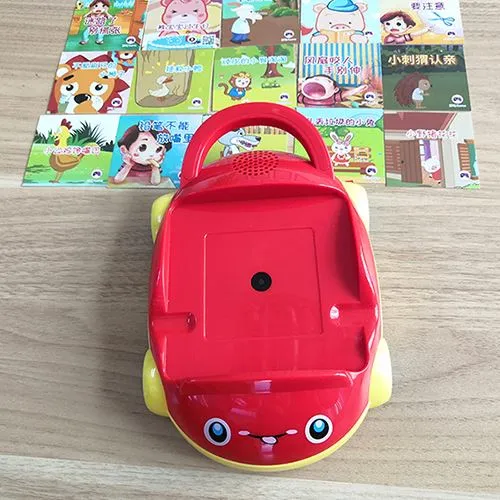 Mokomieji žaislai nustato interaktyvius kalbinančius mažuosius mokomuosius žaislus